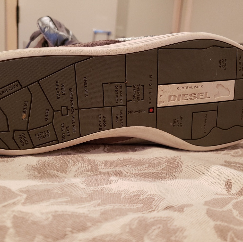 Diesel - Picture 2 of 3